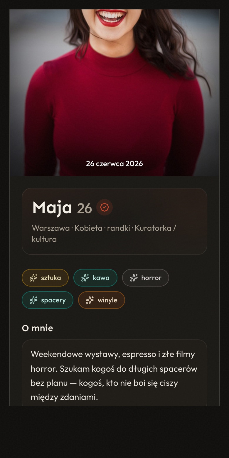 Profil Mai z odznaką weryfikacji przy imieniu